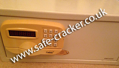 Hotel Style safe Opening Service