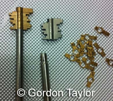 Make Up key safe opening