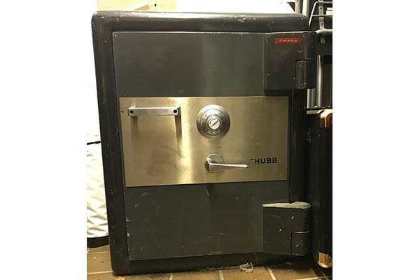 Safe Cracker the locked safe opening specialist